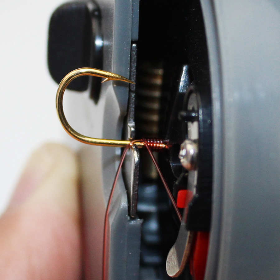 ポータブル高速全自動電動釣り針結束機、釣り針を素早く結ぶため - Fishing Equipment Hook のレビューと価格